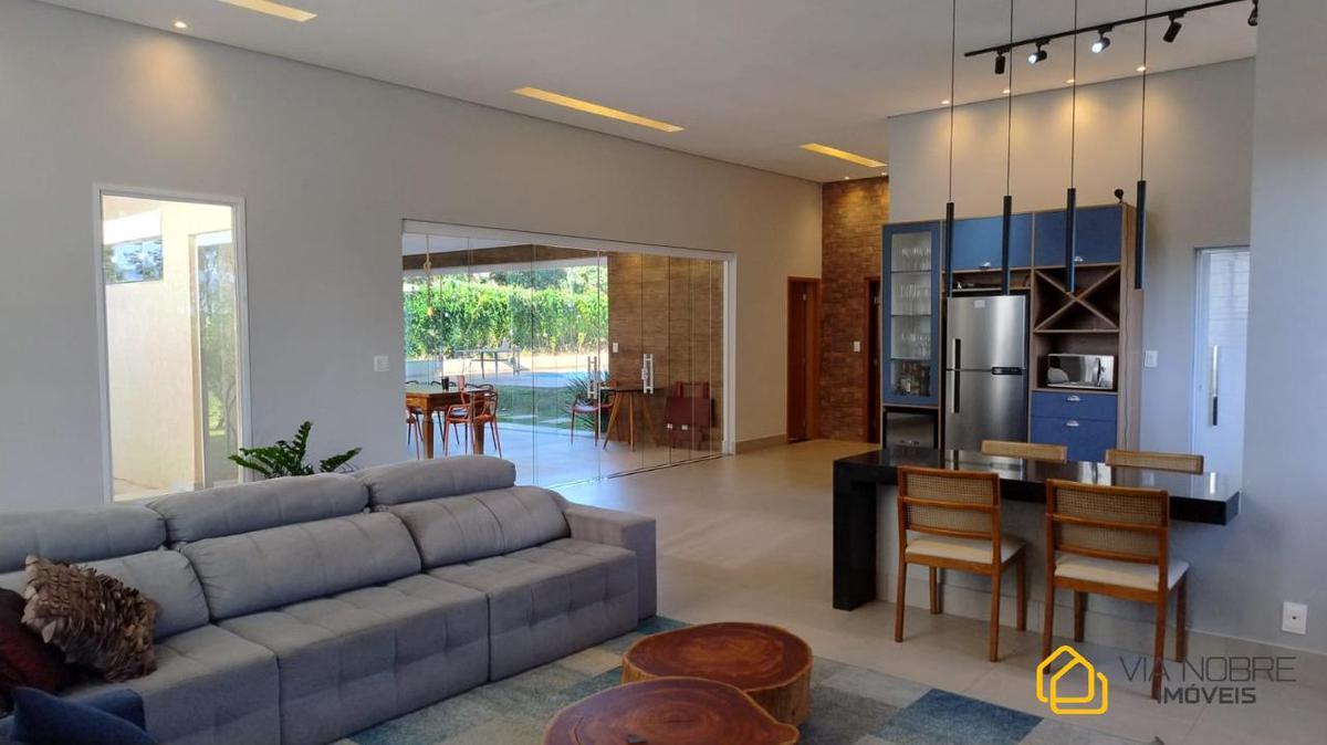 Casa em Condomínio, Casa Branca, 5 Quartos, 4 Vagas, 4 Suítes