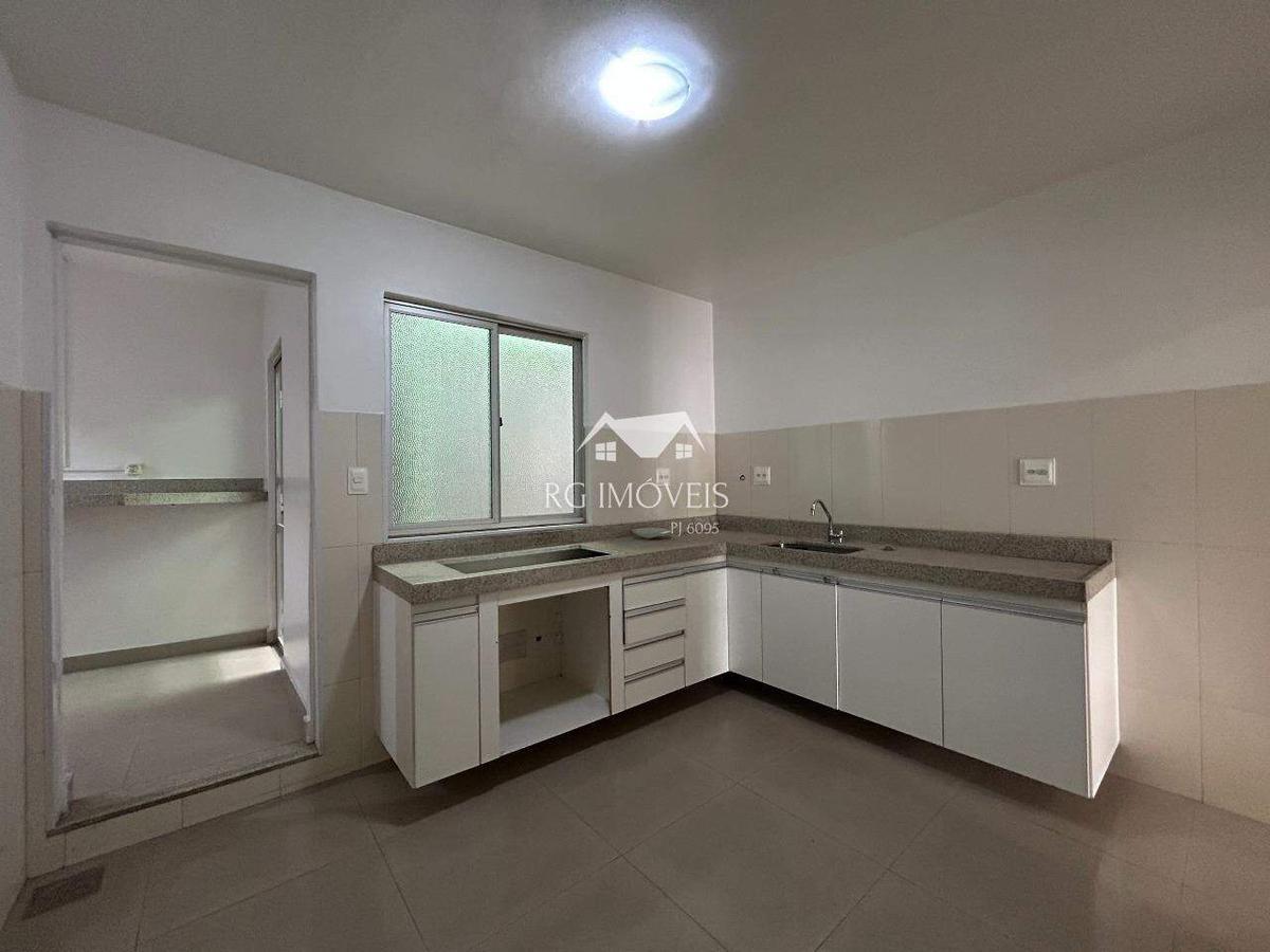 Casa, Teixeira Dias, 3 Quartos, 2 Vagas, 1 Suíte