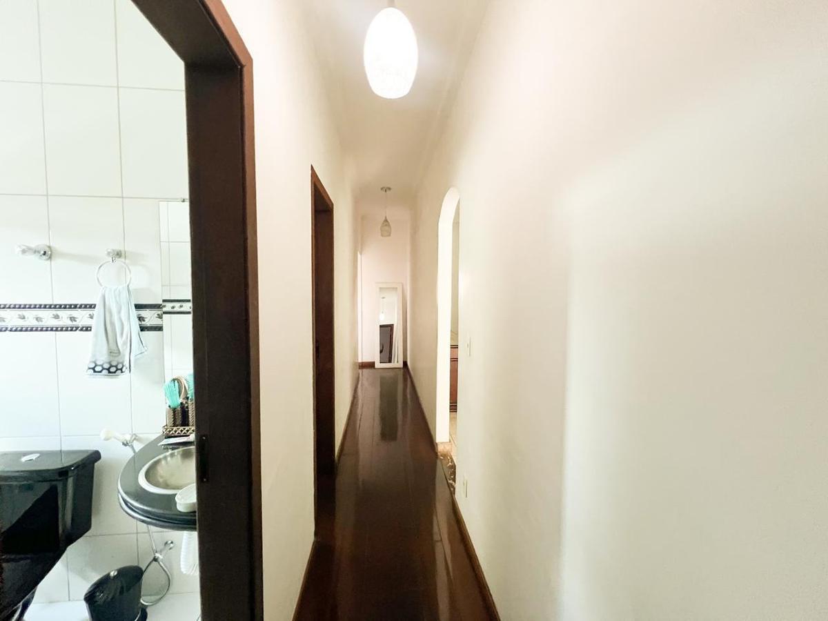 Casa, Arvoredo, 3 Quartos, 8 Vagas, 2 Suítes