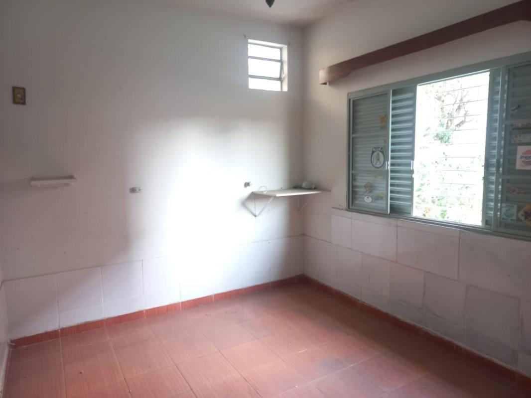 Lote, Planalto, 3 Quartos, 3 Vagas, 1 Suíte