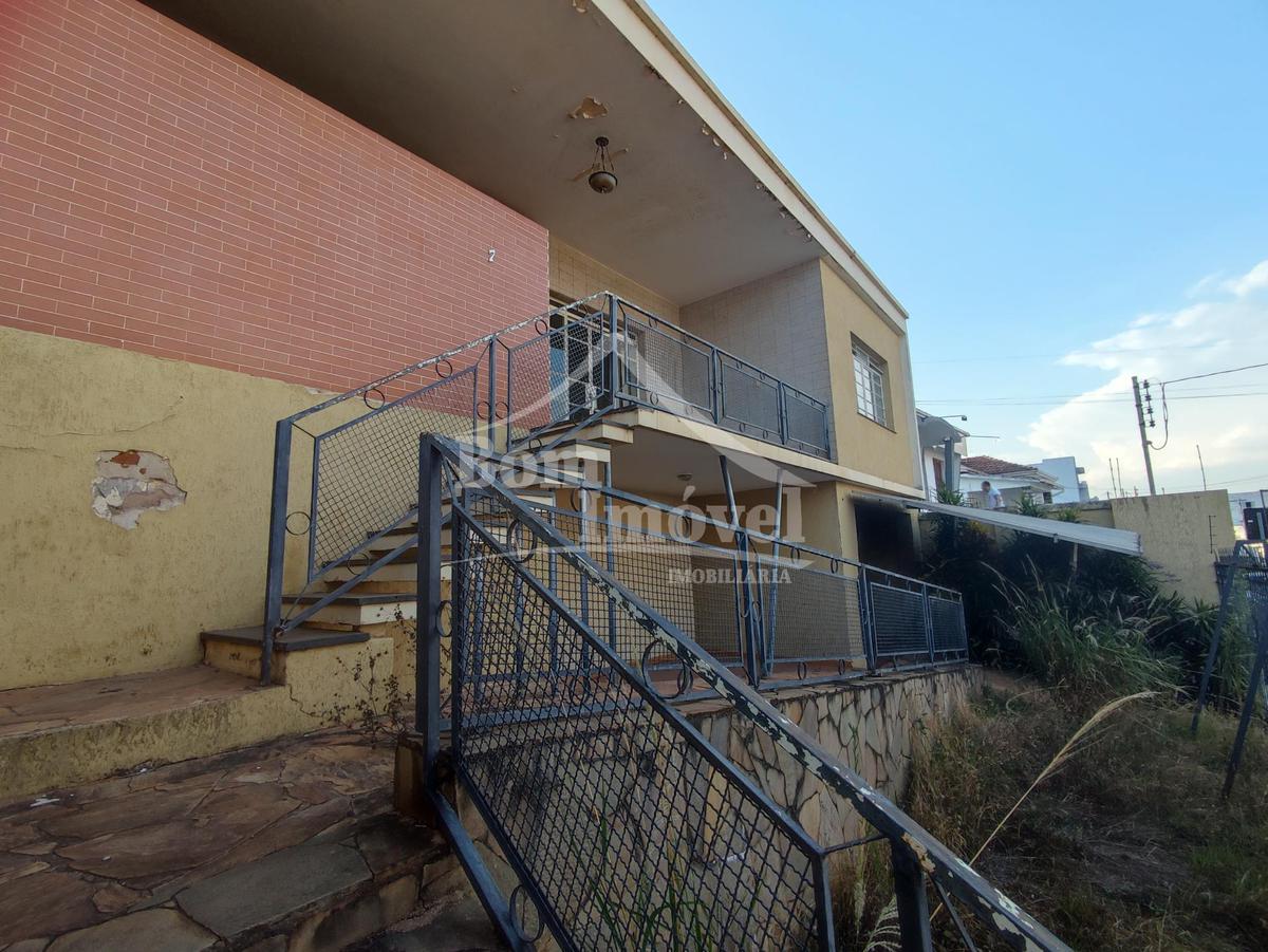 Casa, Centro, 4 Quartos, 1 Vaga, 1 Suíte