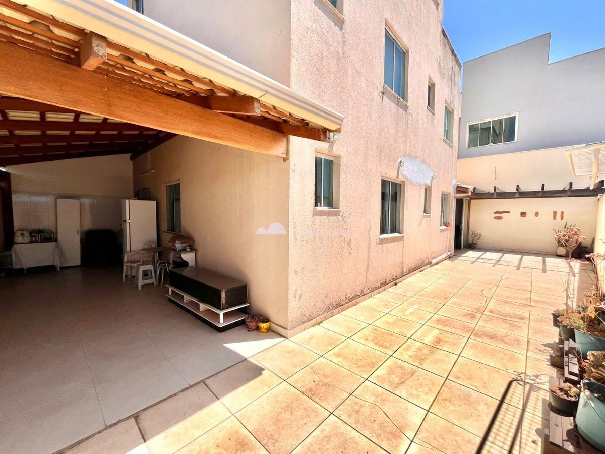 Apartamento, Santa Mônica, 3 Quartos, 2 Vagas, 1 Suíte