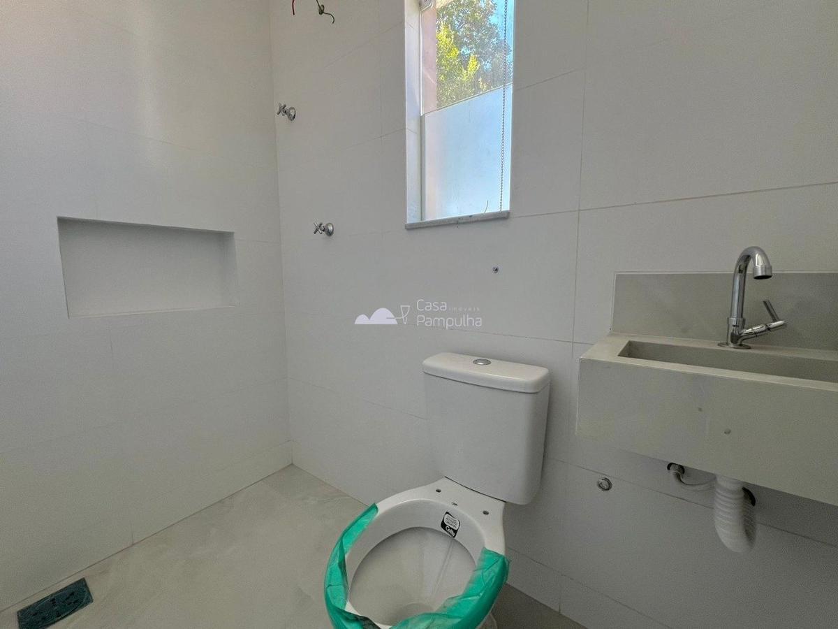 Casa, Planalto, 2 Quartos, 2 Vagas, 2 Suítes