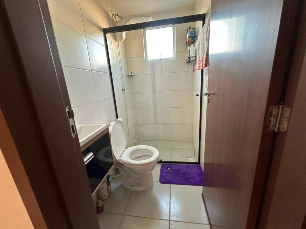 Apartamento, Santa Helena (barreiro), 2 Quartos, 1 Vaga