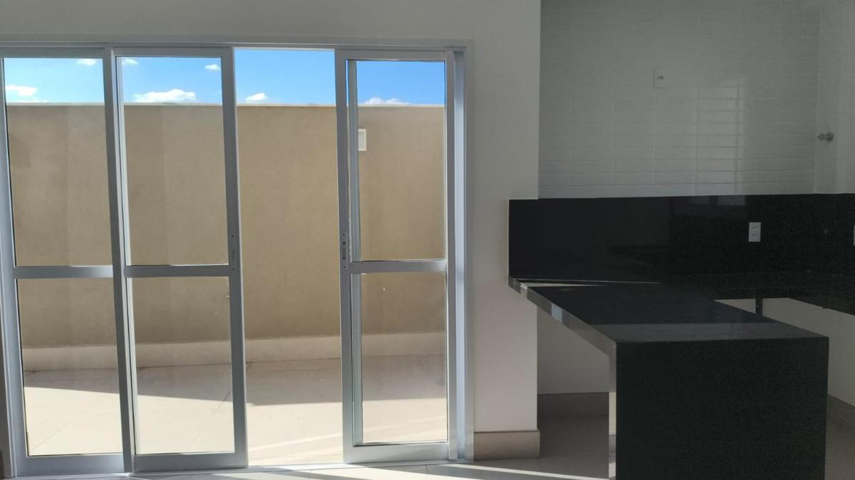 Apartamento, Esplanada, 2 Quartos, 1 Vaga, 1 Suíte