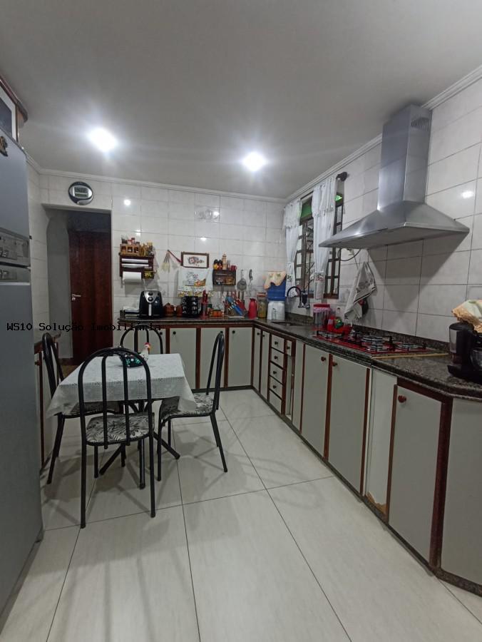 Casa, Santa Helena, 3 Quartos, 5 Vagas, 1 Suíte