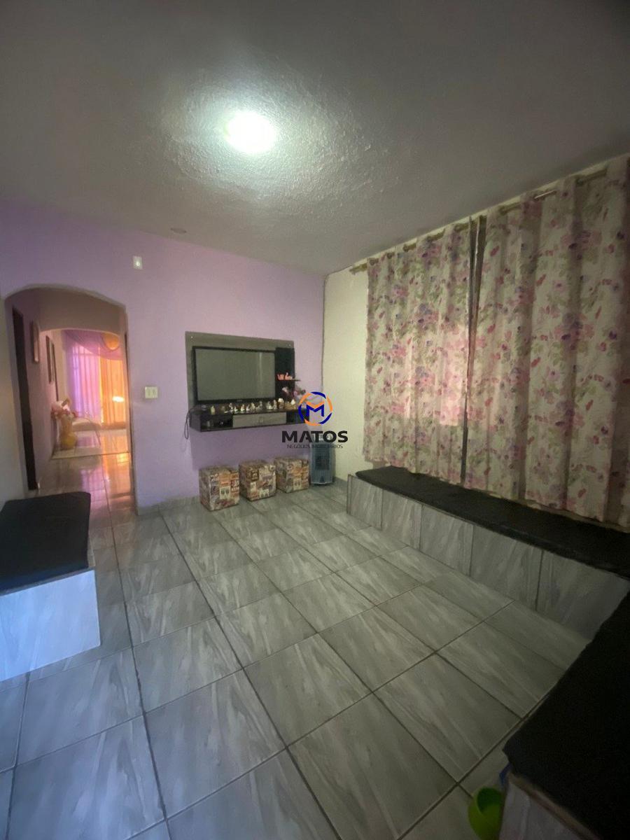 Casa, Baronesa (são Benedito), 6 Quartos, 0 Vaga, 1 Suíte