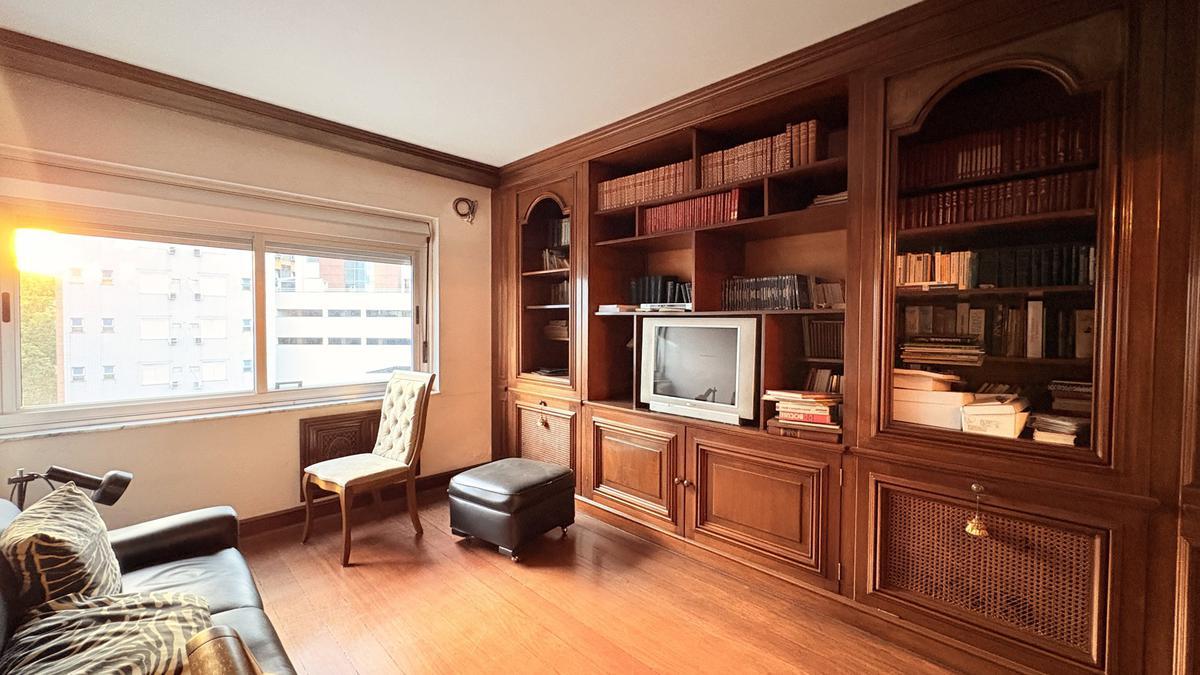 Apartamento, Savassi, 4 Quartos, 2 Vagas, 1 Suíte