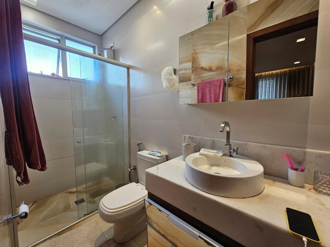 Apartamento, Luxemburgo, 4 Quartos, 3 Vagas, 1 Suíte