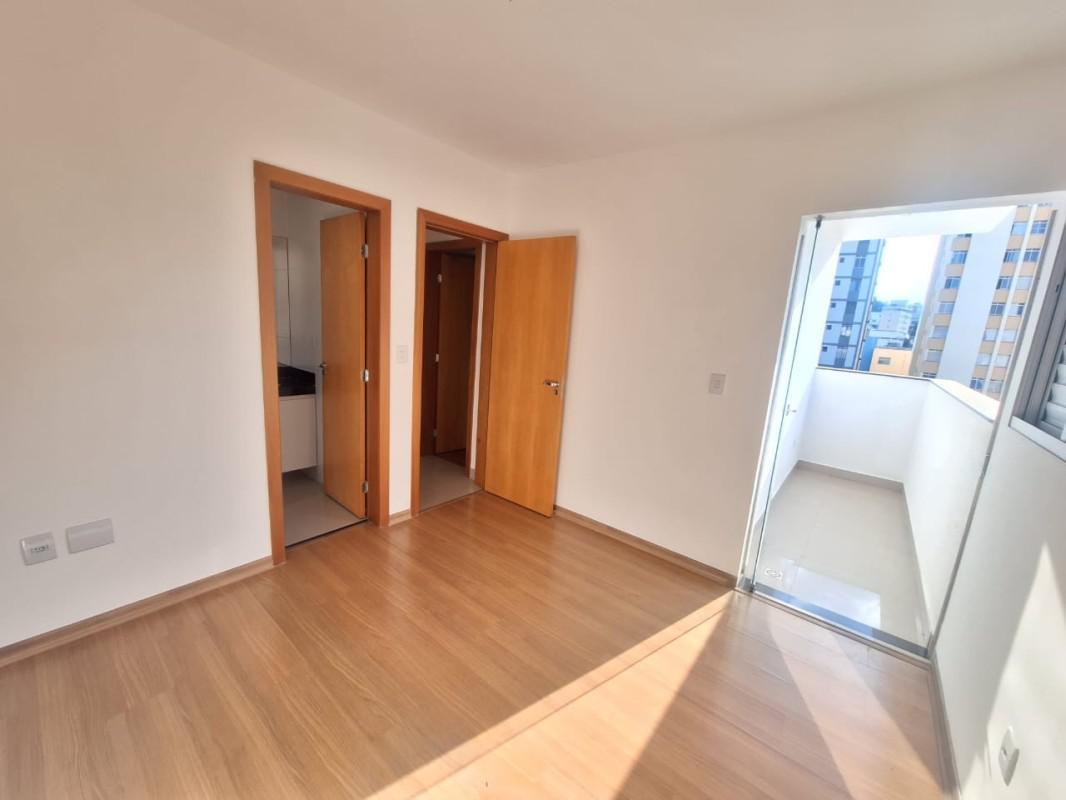 Cobertura, Sagrada Família, 3 Quartos, 2 Vagas, 1 Suíte