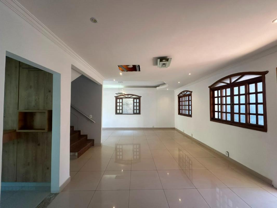 Casa, Alto Caiçaras, 6 Quartos, 10 Vagas, 3 Suítes