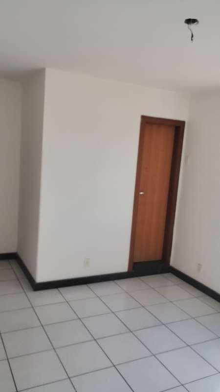 Sala, Centro, 1 Quarto, 0 Vaga