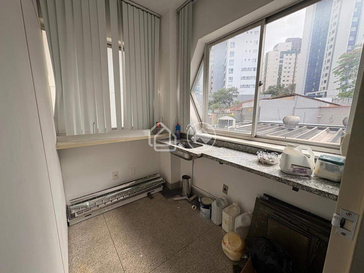 Sala, Lourdes, 1 Vaga