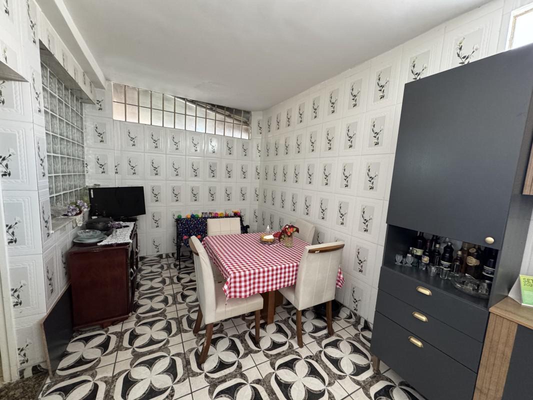 Apartamento, Sagrada Família, 3 Quartos, 1 Vaga, 1 Suíte