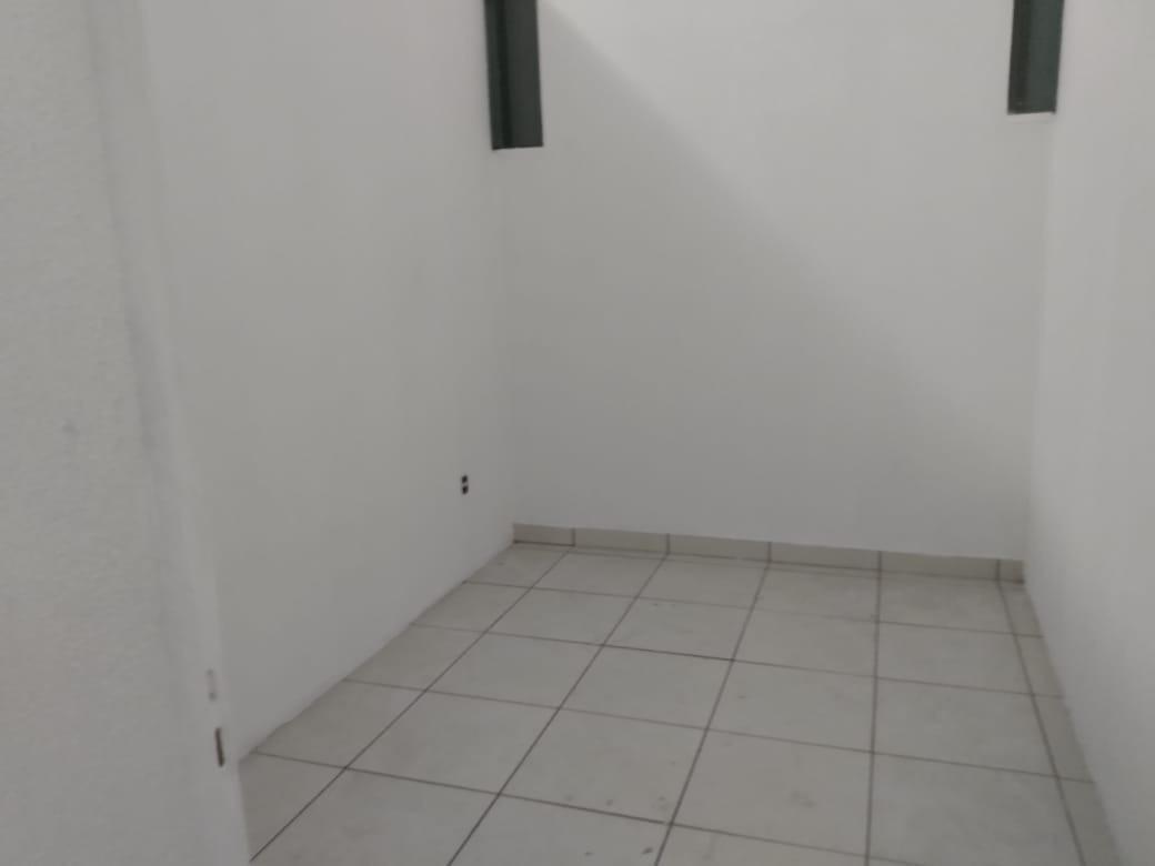 Galpão, Céu Azul, 0 Quarto, 0 Vaga