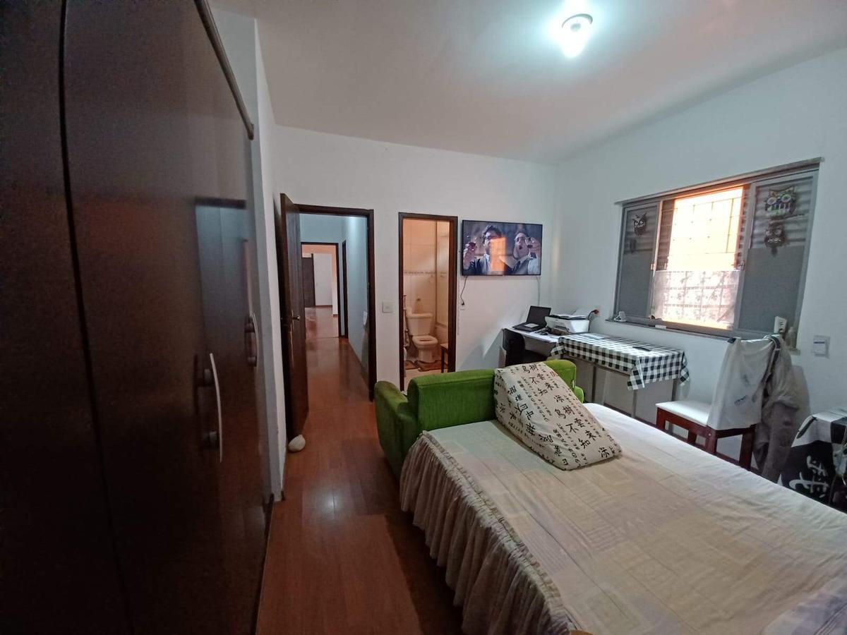 Casa, Nova Granada, 4 Quartos, 2 Vagas, 1 Suíte