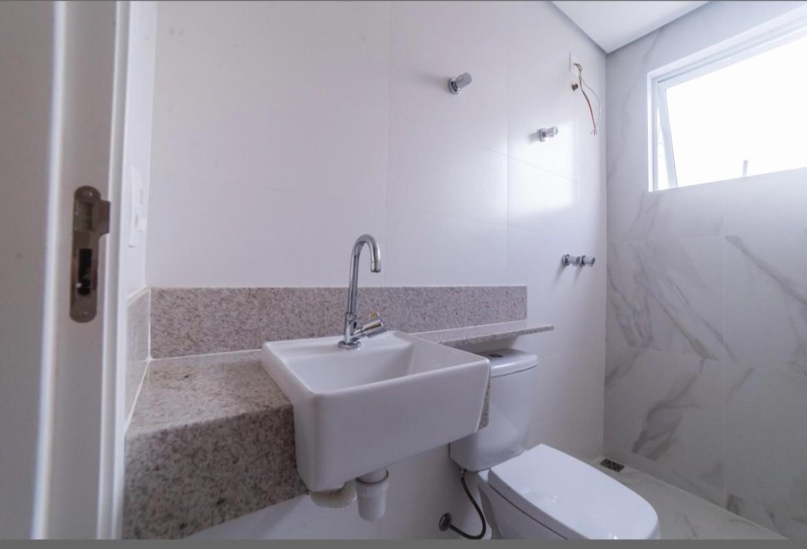 Apartamento, Sagrada Família, 3 Quartos, 2 Vagas, 1 Suíte
