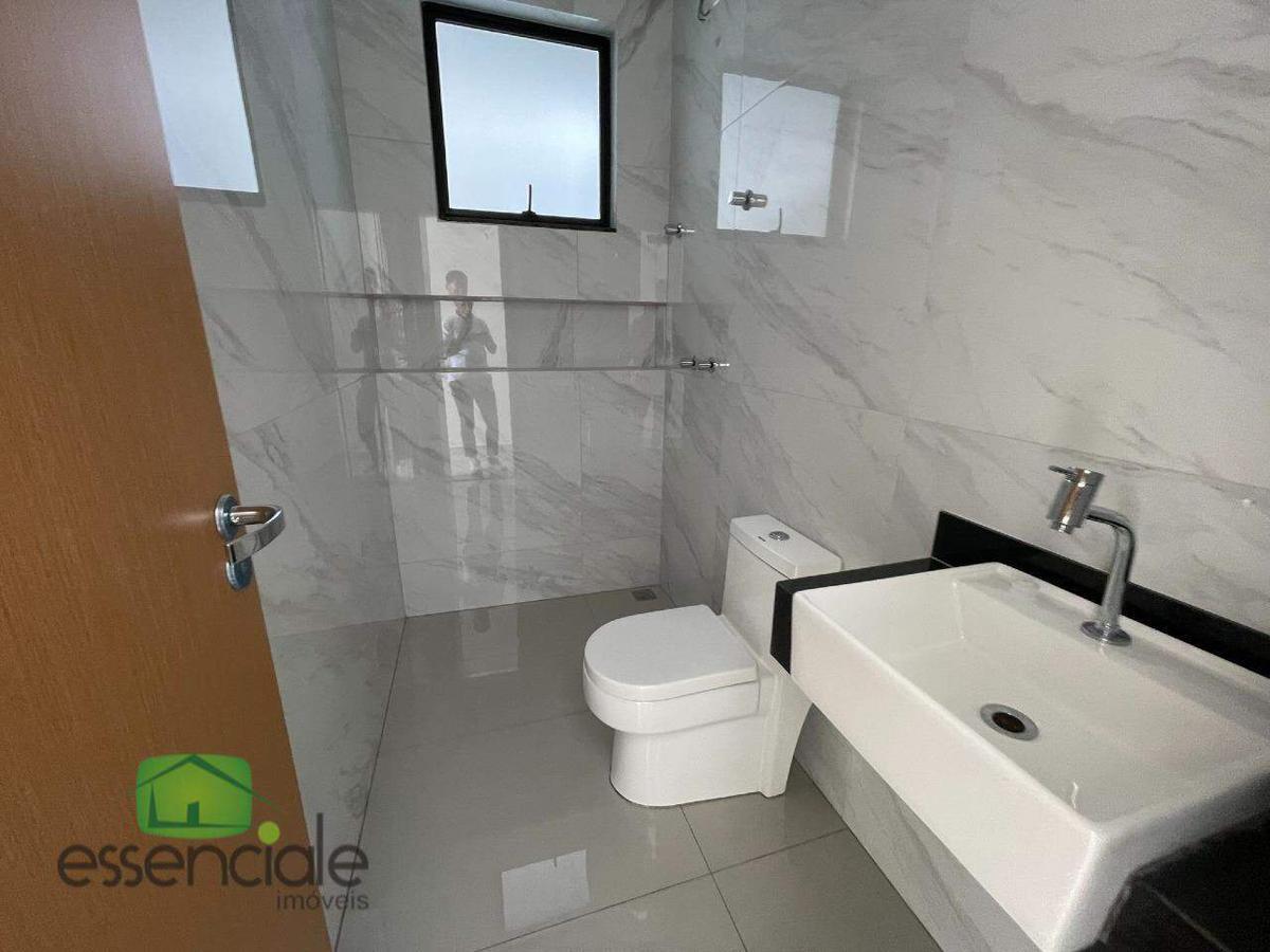 Casa, Europa, 3 Quartos, 3 Vagas, 1 Suíte