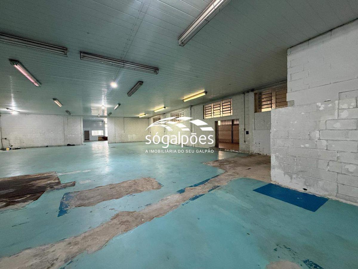 Galpão, Cincão, 20 Vagas