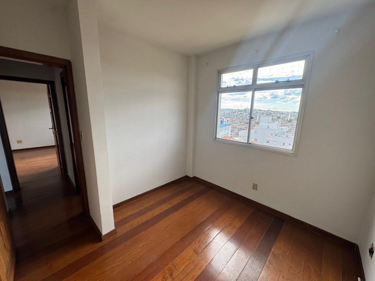 Apartamento, Fernão Dias, 2 Quartos, 0 Vaga, 1 Suíte