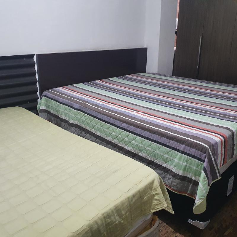 Casa, João Pinheiro, 1 Quarto, 1 Vaga