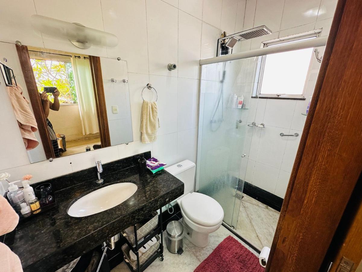 Casa, Trevo, 3 Quartos, 4 Vagas, 1 Suíte