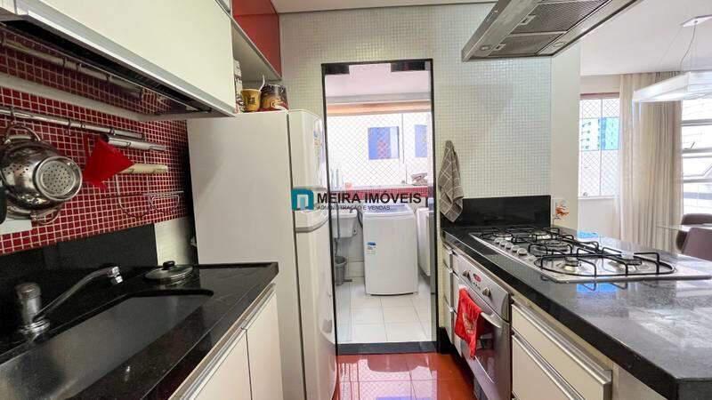 Apartamento, Funcionários, 2 Quartos, 2 Vagas, 1 Suíte