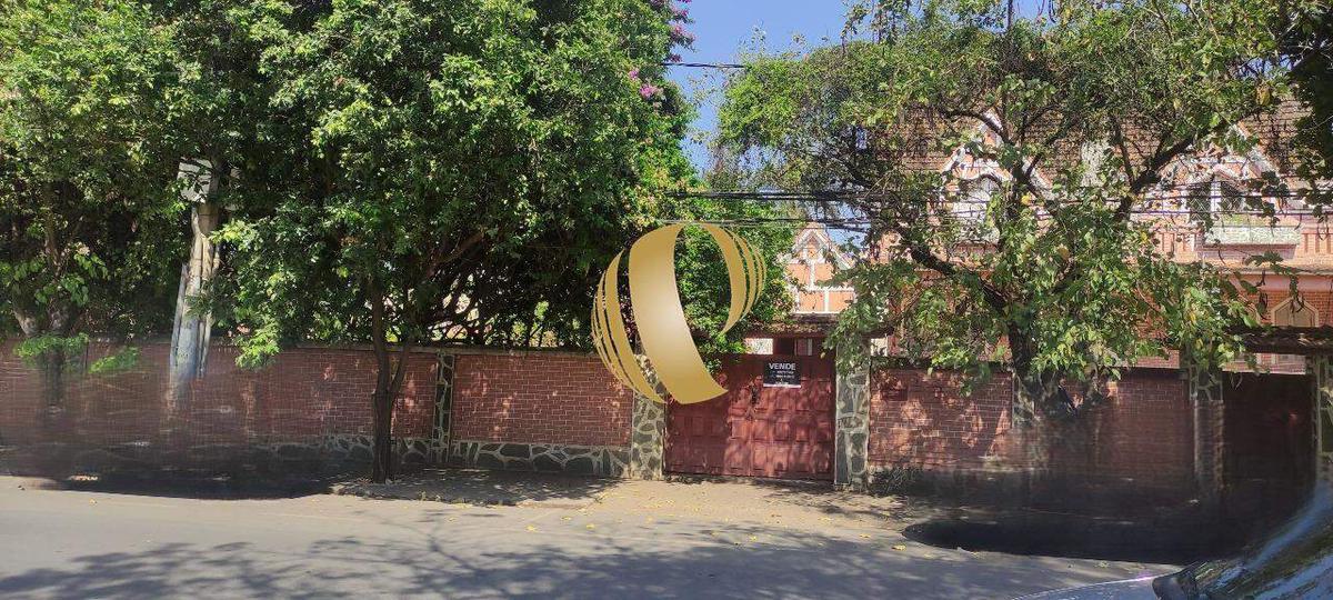 Casa, Centro, 4 Quartos, 2 Vagas, 1 Suíte