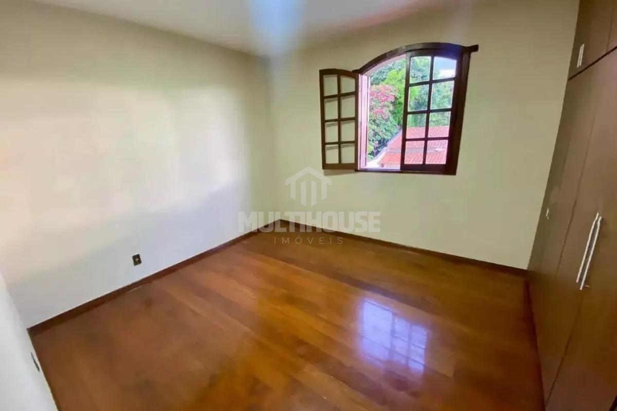 Casa, São Luiz (pampulha), 4 Quartos, 10 Vagas, 2 Suítes