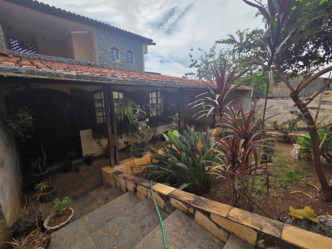 Casa, Novo Progresso, 6 Quartos, 2 Vagas, 1 Suíte