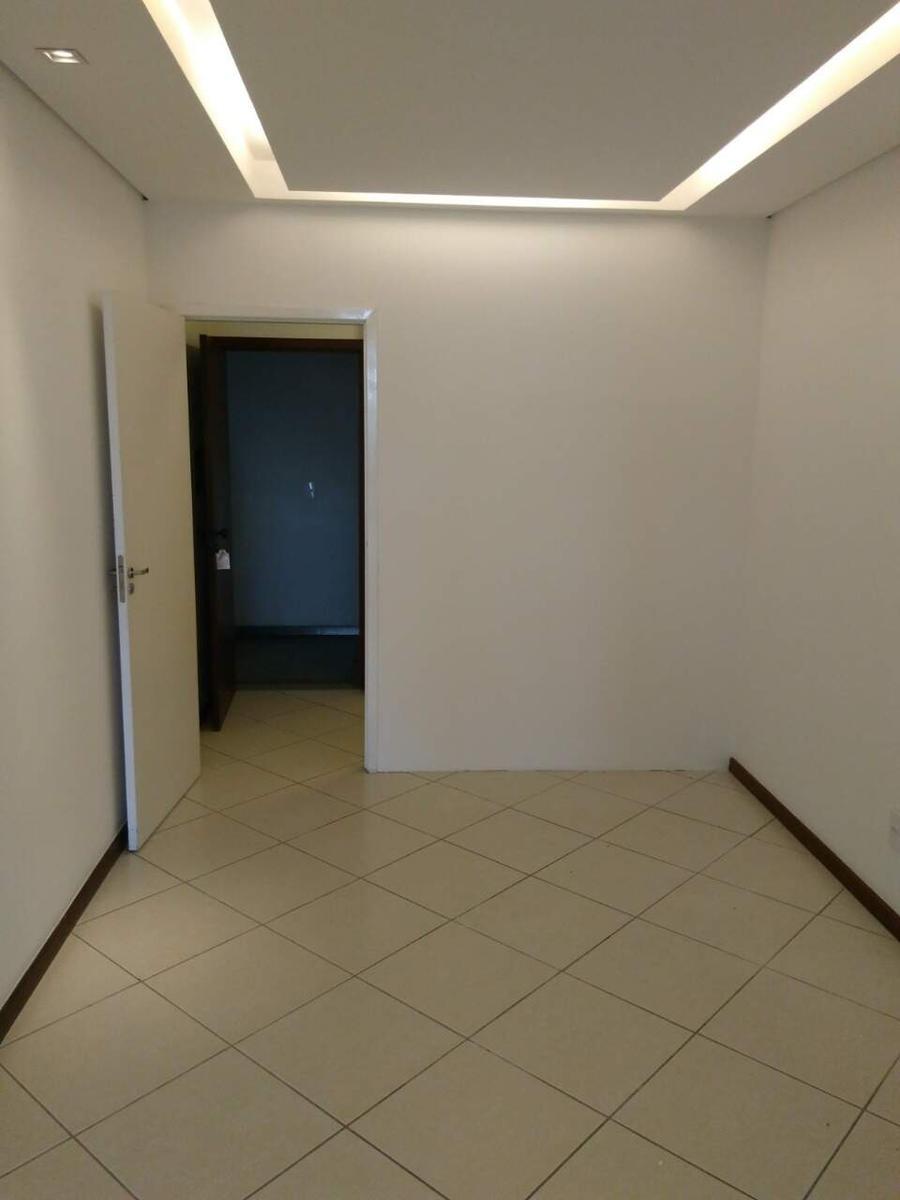 Sala, Barro Preto, 0 Quarto, 1 Vaga