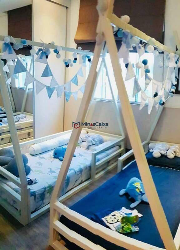 Apartamento, Funcionários, 4 Quartos, 4 Vagas, 2 Suítes