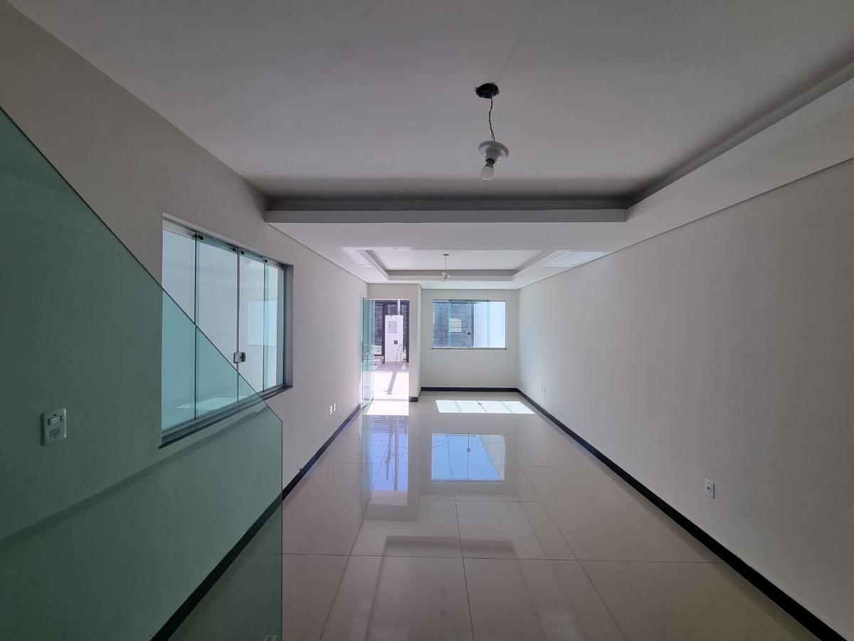 Casa, Planalto, 3 Quartos, 2 Vagas, 1 Suíte