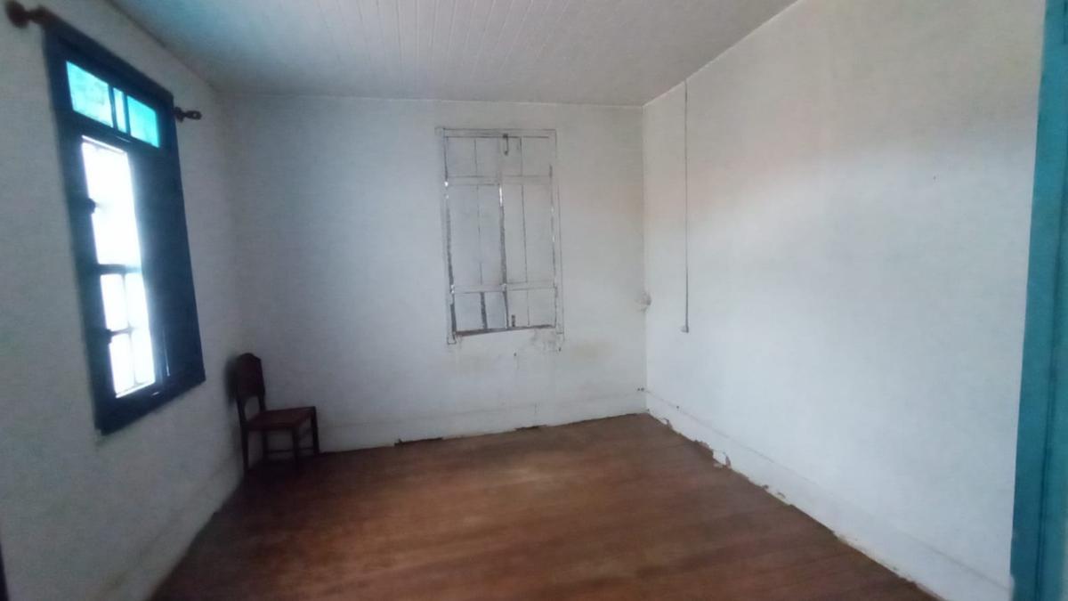 Casa, Centro, 6 Quartos, 2 Vagas