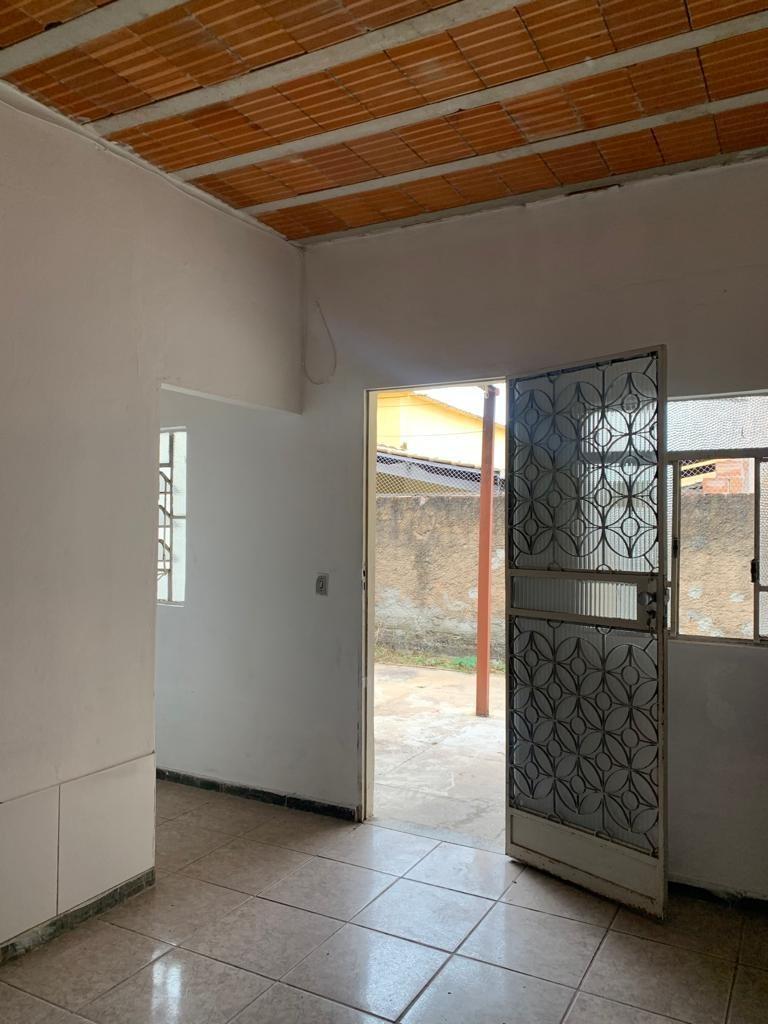 Casa, Vila Nova Vista, 2 Quartos, 0 Vaga