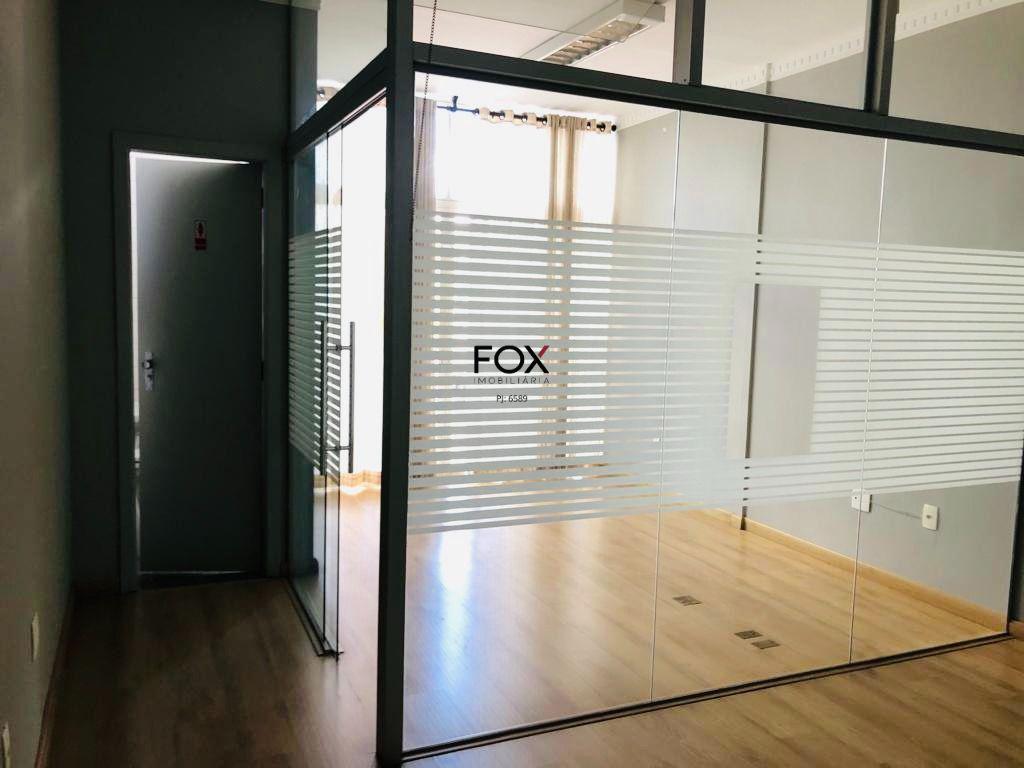 Sala, Santa Lúcia, 0 Quarto, 4 Vagas