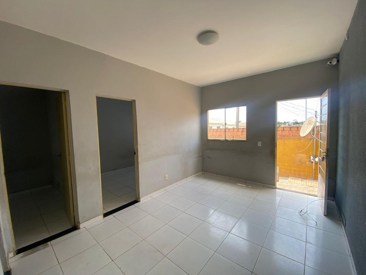 Casa, Floresta Encantada, 2 Quartos, 4 Vagas