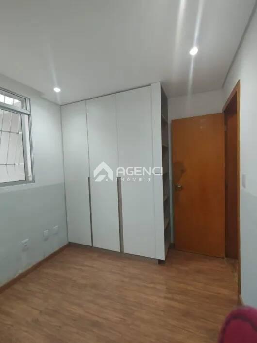Apartamento, Cabral, 3 Quartos, 0 Vaga, 0 Suíte