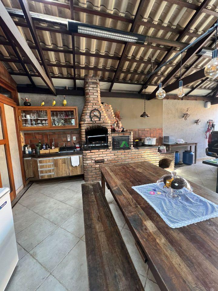 Casa, Amazonas, 5 Quartos, 5 Vagas, 1 Suíte