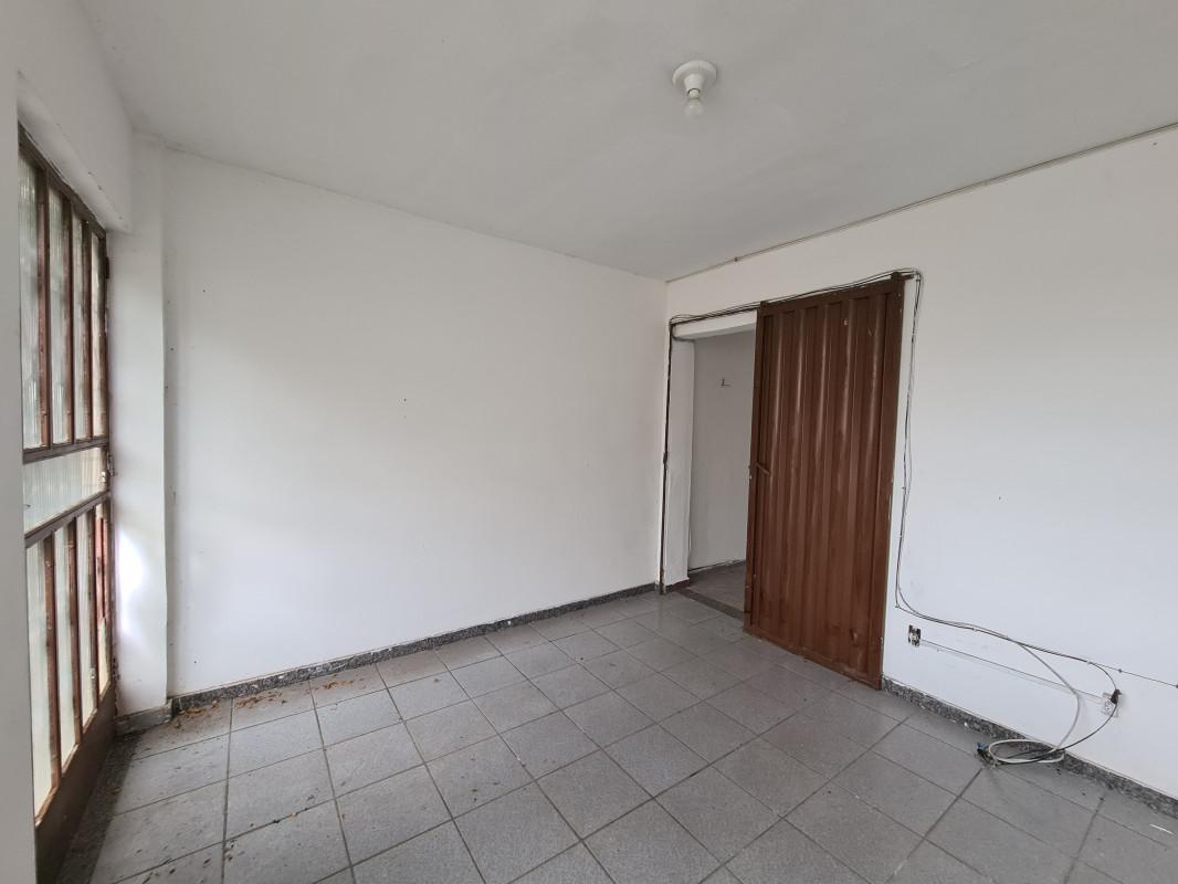 Andar, Ouro Preto, 0 Quarto, 2 Vagas