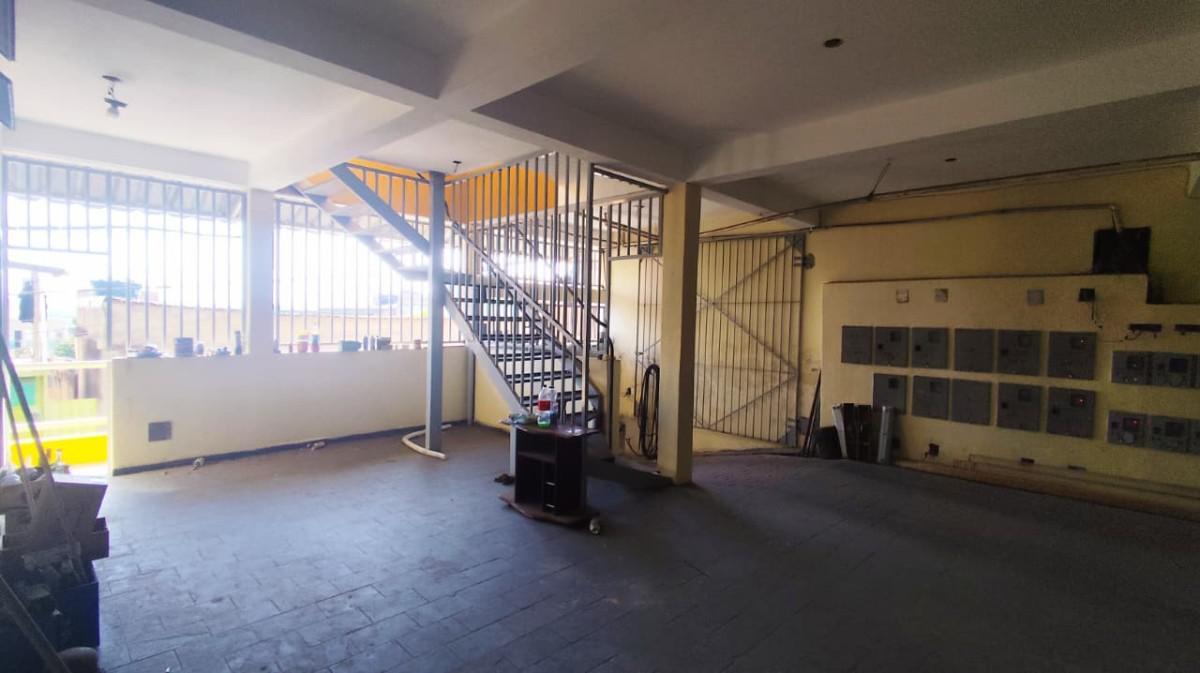 Prédio, Olaria, 11 Quartos, 4 Vagas, 9 Suítes