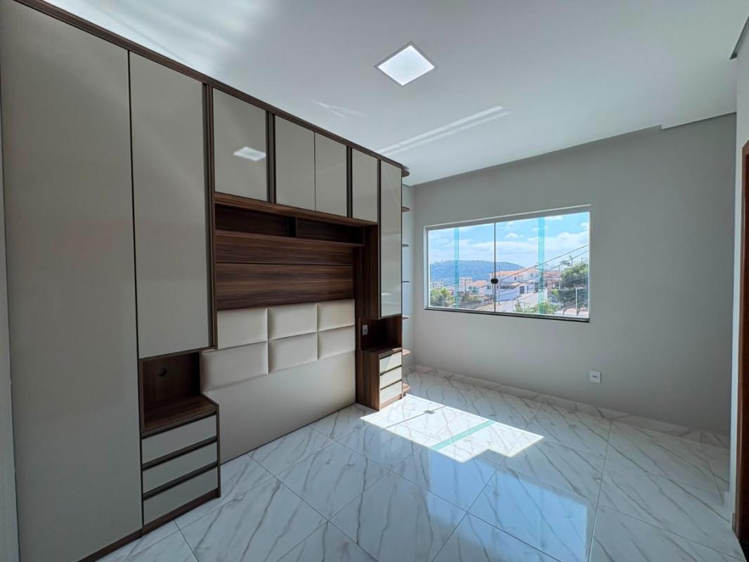 Casa, Masterville, 3 Quartos, 4 Vagas, 1 Suíte