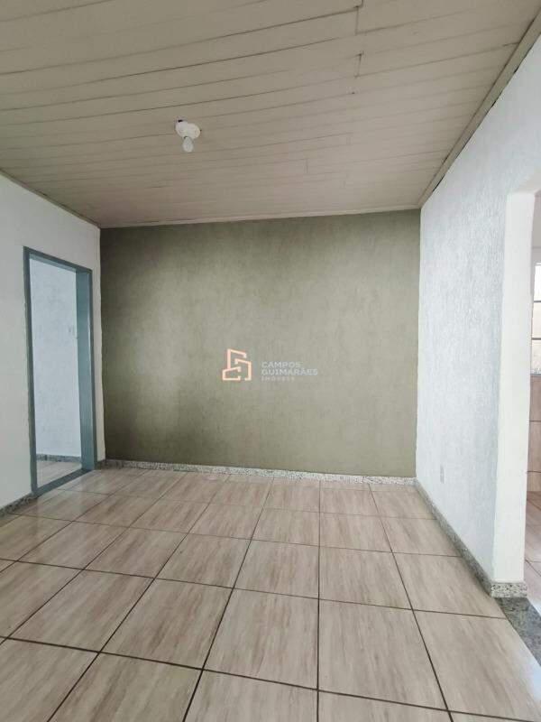 Casa, Industrial, 2 Quartos, 3 Vagas