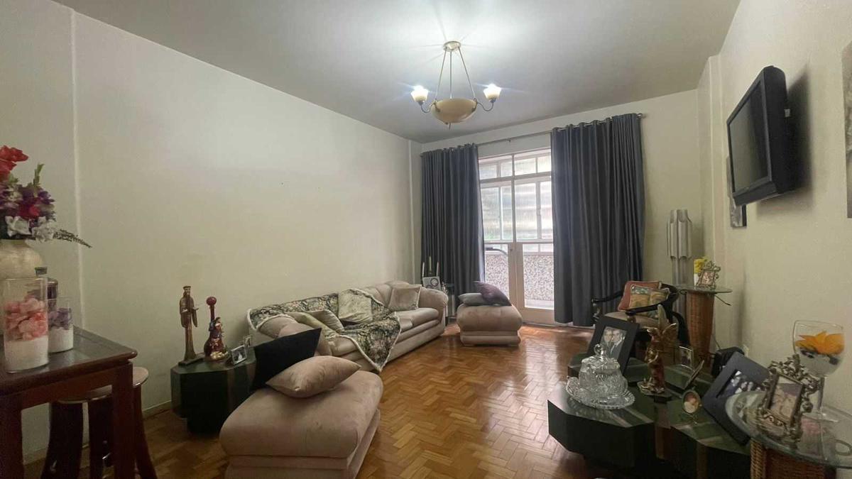 Apartamento, Centro, 4 Quartos, 0 Vaga, 1 Suíte