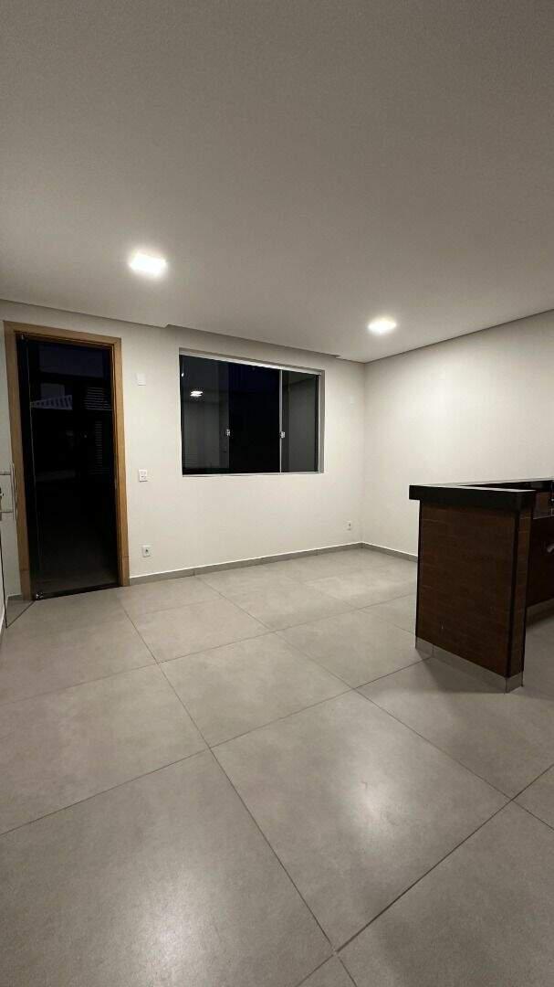 Casa, Novo Centro, 3 Quartos, 2 Vagas, 1 Suíte