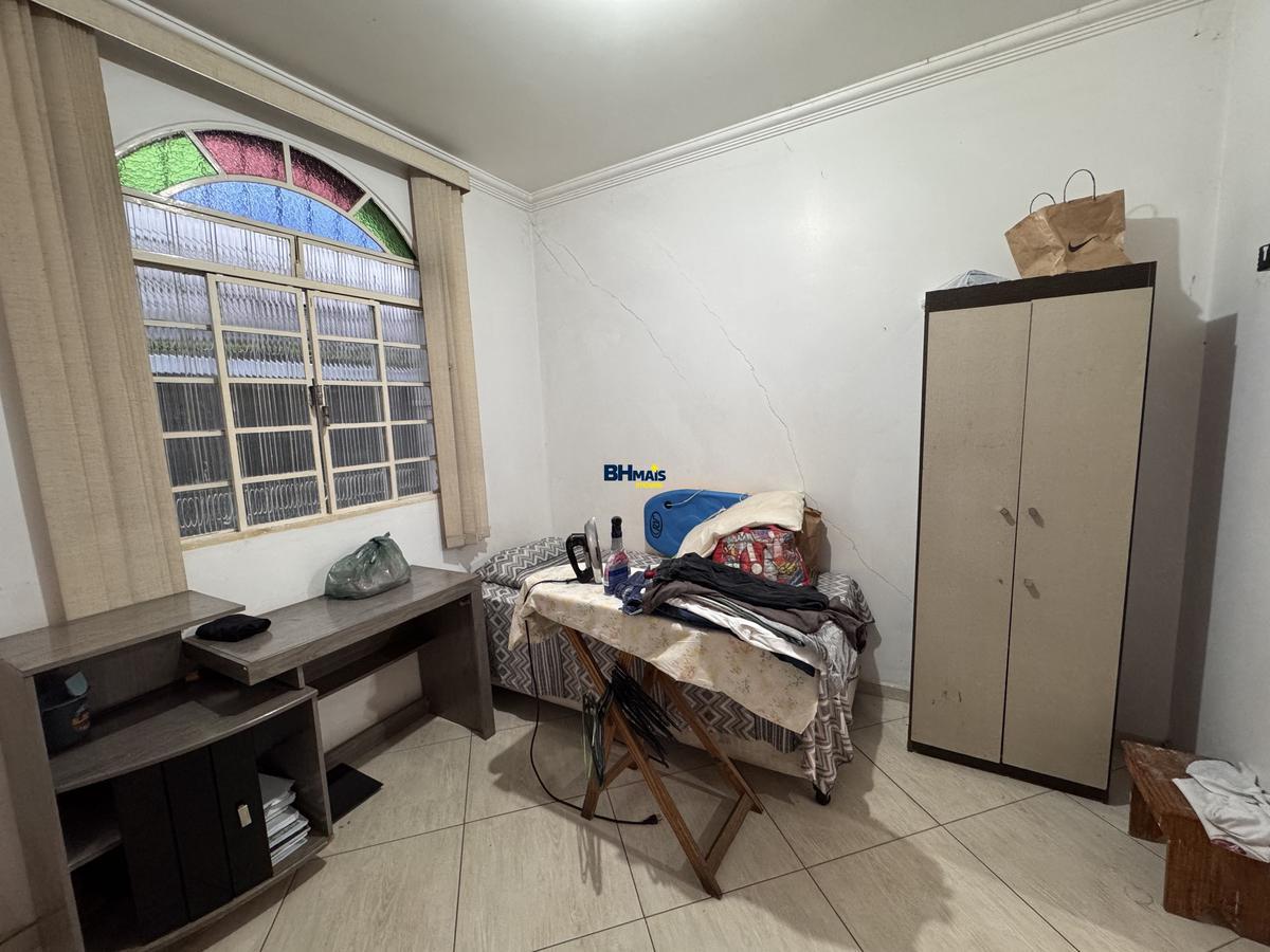 Casa, São Salvador, 3 Quartos, 2 Vagas, 1 Suíte