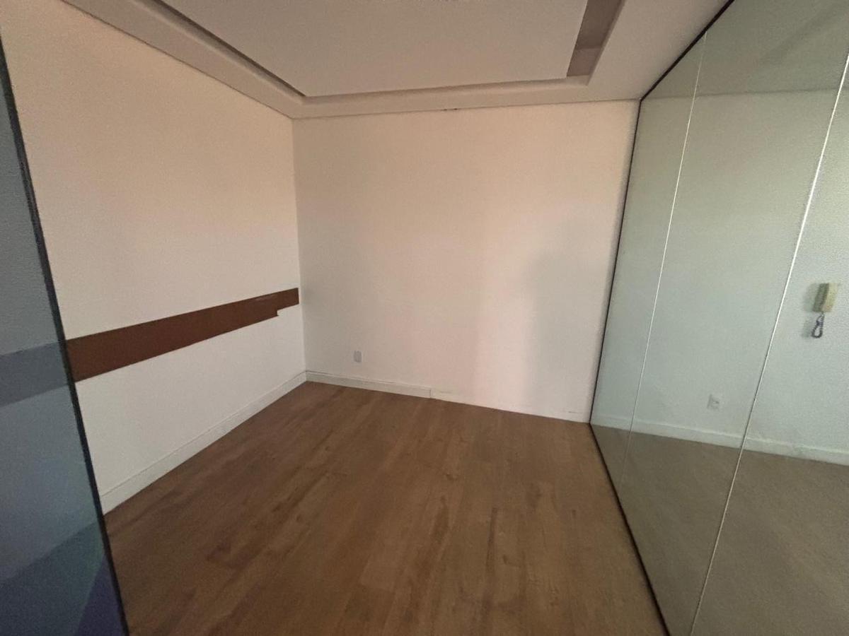 Sala, Santa Efigênia, 0 Quarto, 0 Vaga