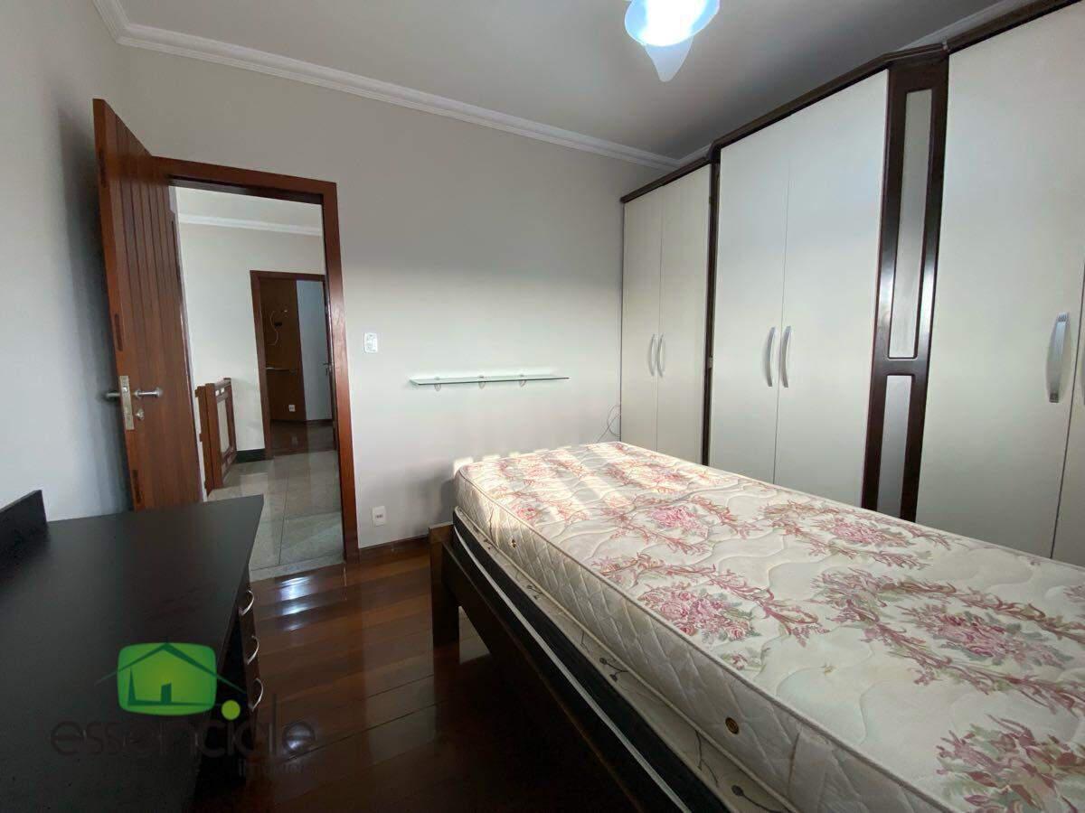 Casa, Conjunto Água Branca, 3 Quartos, 4 Vagas, 1 Suíte