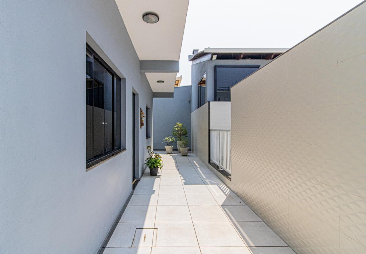 Casa, Granja Ouro Branco, 3 Quartos, 10 Vagas, 1 Suíte