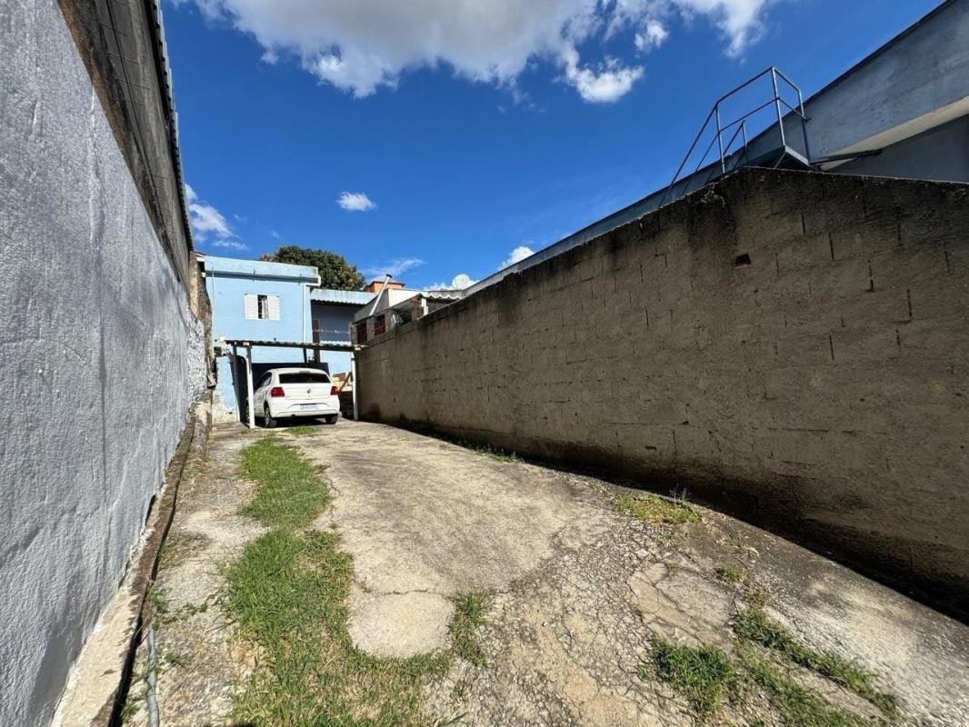 Casa, Jardim Laguna, 2 Quartos, 3 Vagas